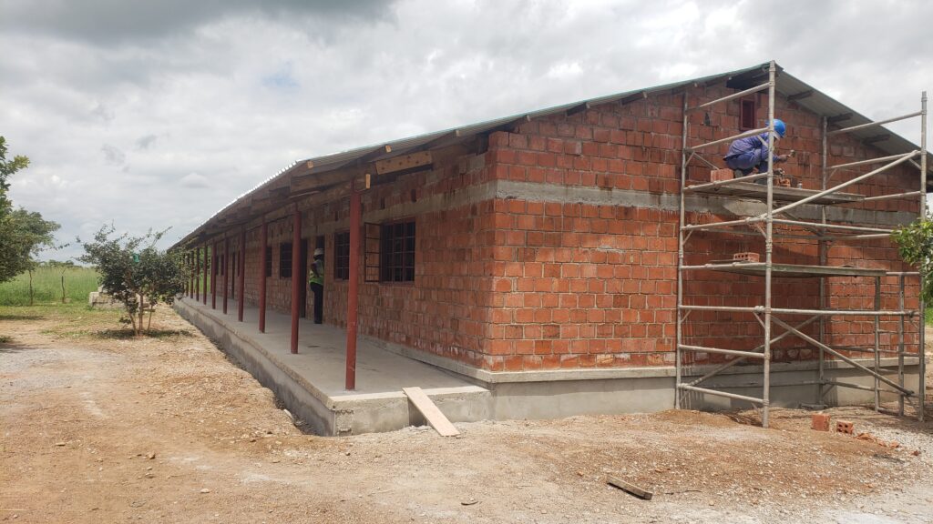 Raising the roof at Mwachisompola School