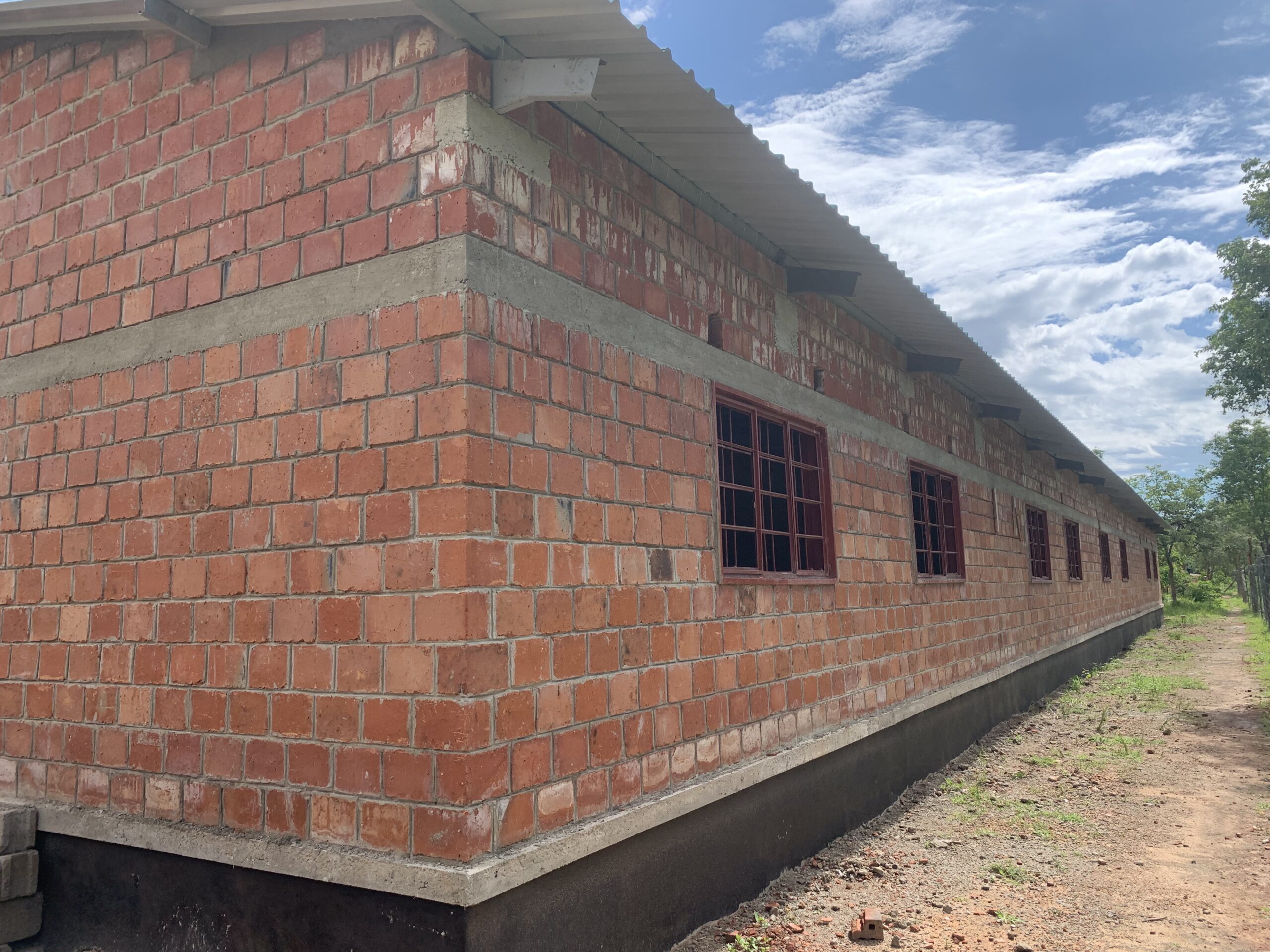 Classblock beam filling at Miswa School